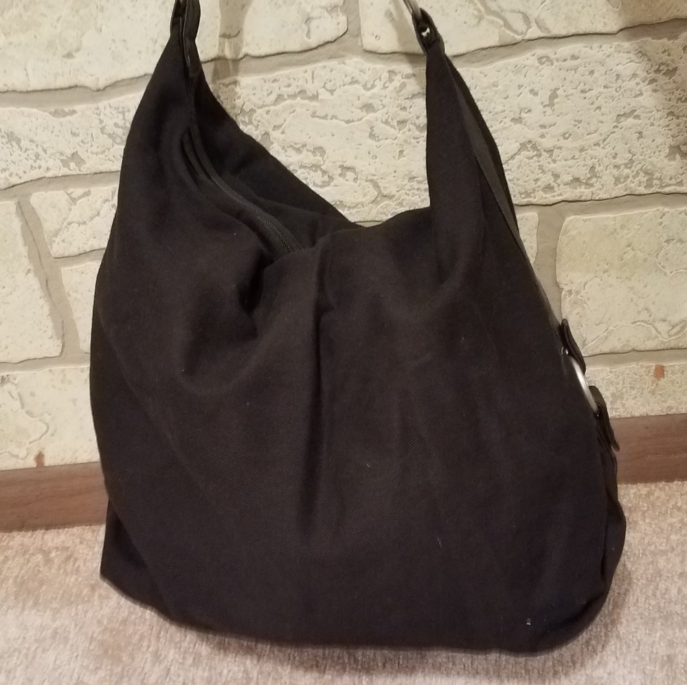 Black slouchy bag - would be a great gym bag!